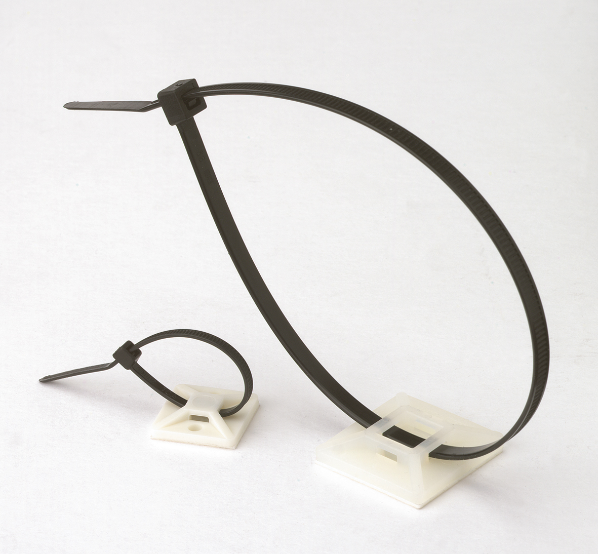 Kabelbinder Sandtler Sockel für Kabelbinder